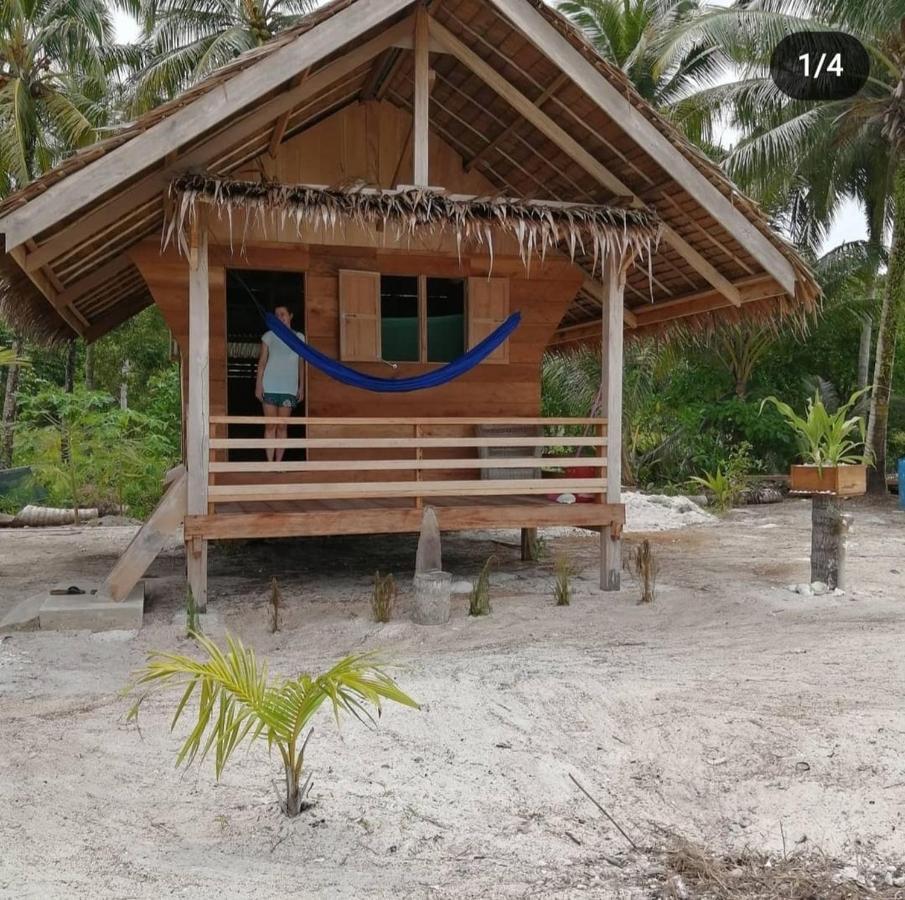Palambak Paradise Pulau Banyak Homestay *